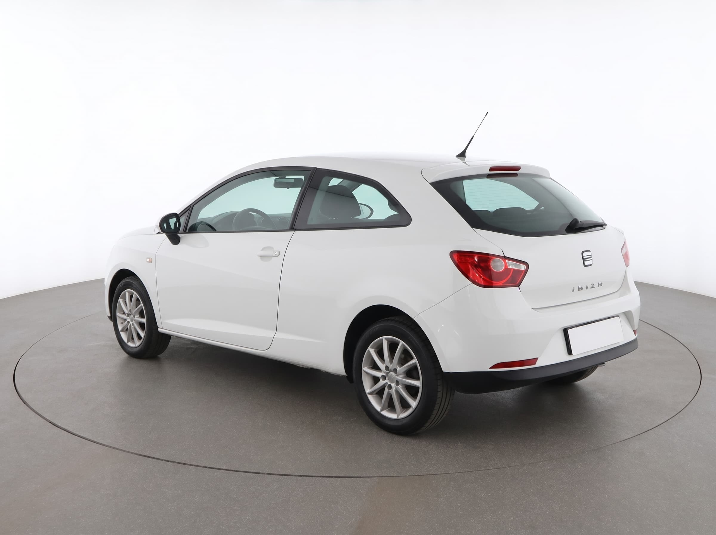 Seat Ibiza – zdjęcie 2