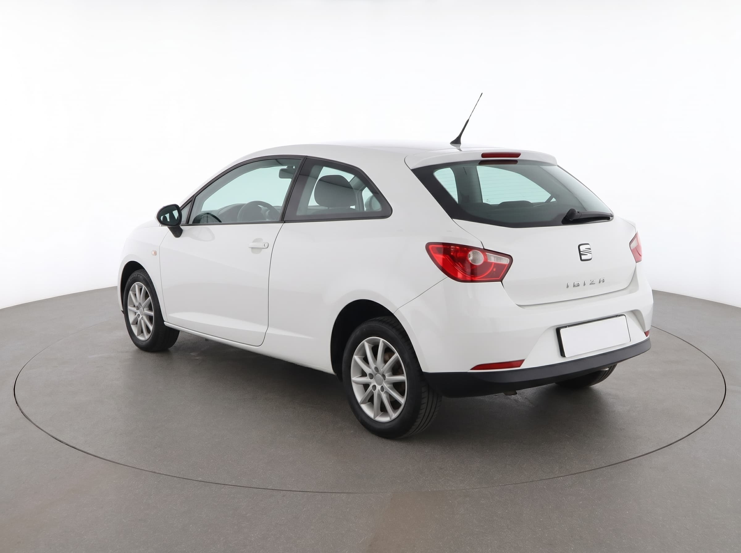Seat Ibiza – zdjęcie 3